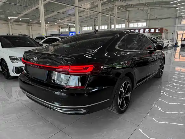 Volkswagen Passat 2023