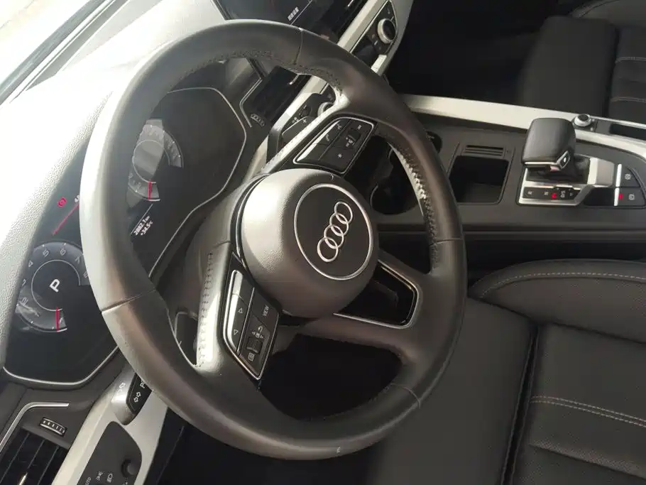 Audi A4L 2021 — фото 15