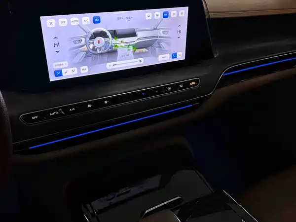 Hongqi H9 2024