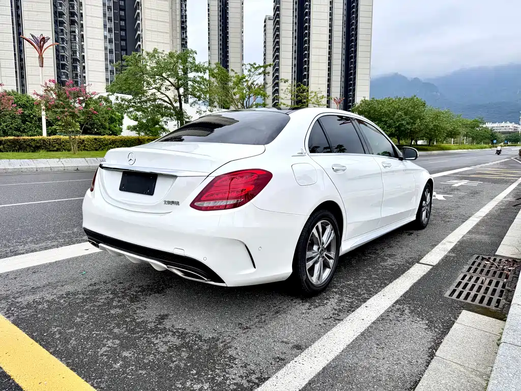 Mercedes-Benz C-Class 2018