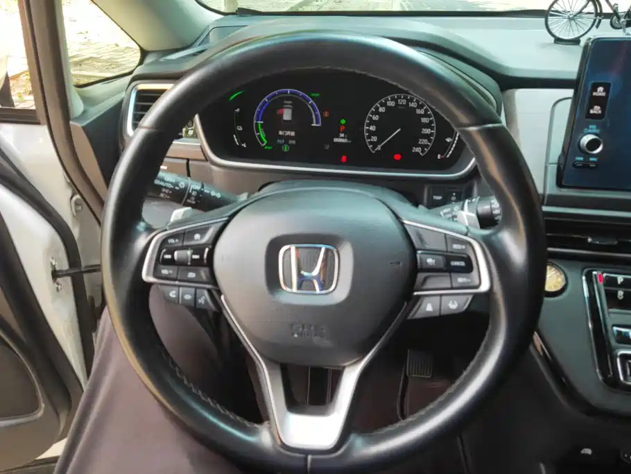 Honda Odyssey 2023 — фото 15