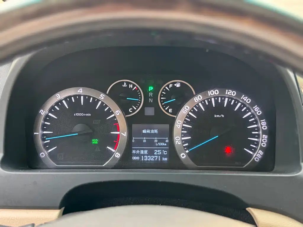 Toyota Alphard 2012 — фото 16
