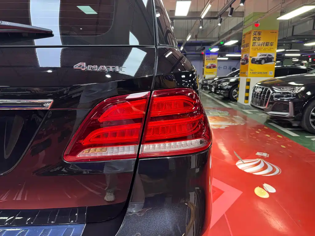 Mercedes-Benz GLE 2018 — фото 10
