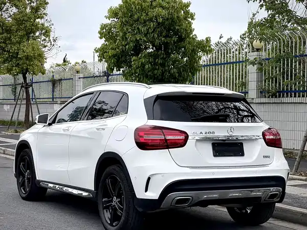 Mercedes-Benz GLA 2019