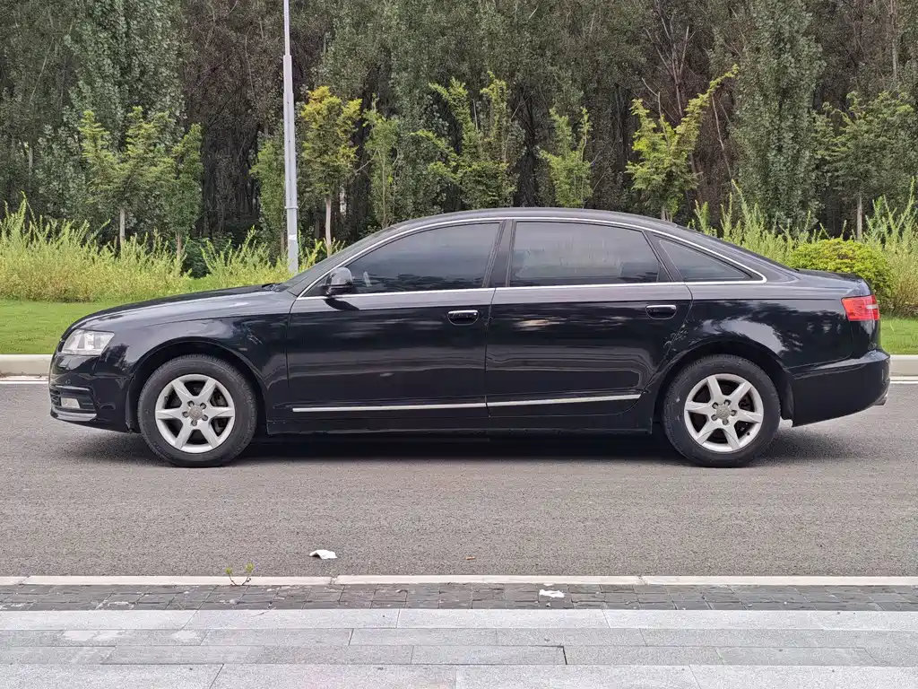 Audi A6L 2012