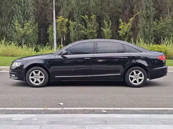 Audi A6L 2012