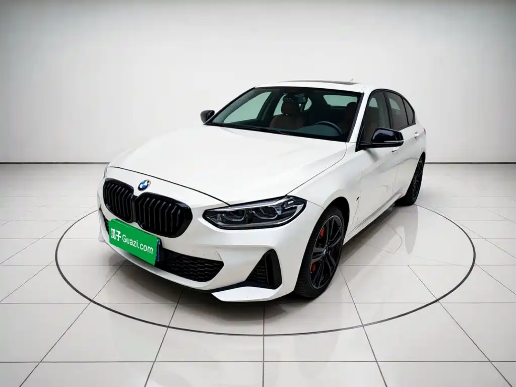 BMW 1 Series 2022