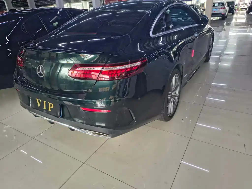 Mercedes-Benz E-Class 2023
