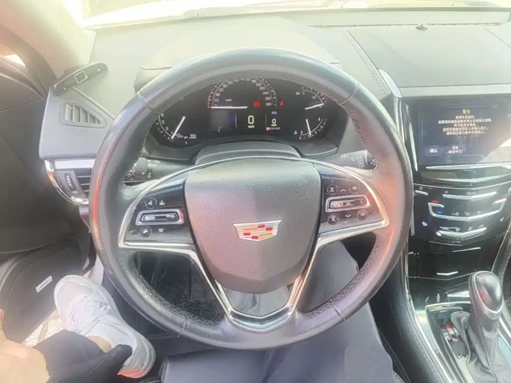 Cadillac ATS-L 2018 — фото 11