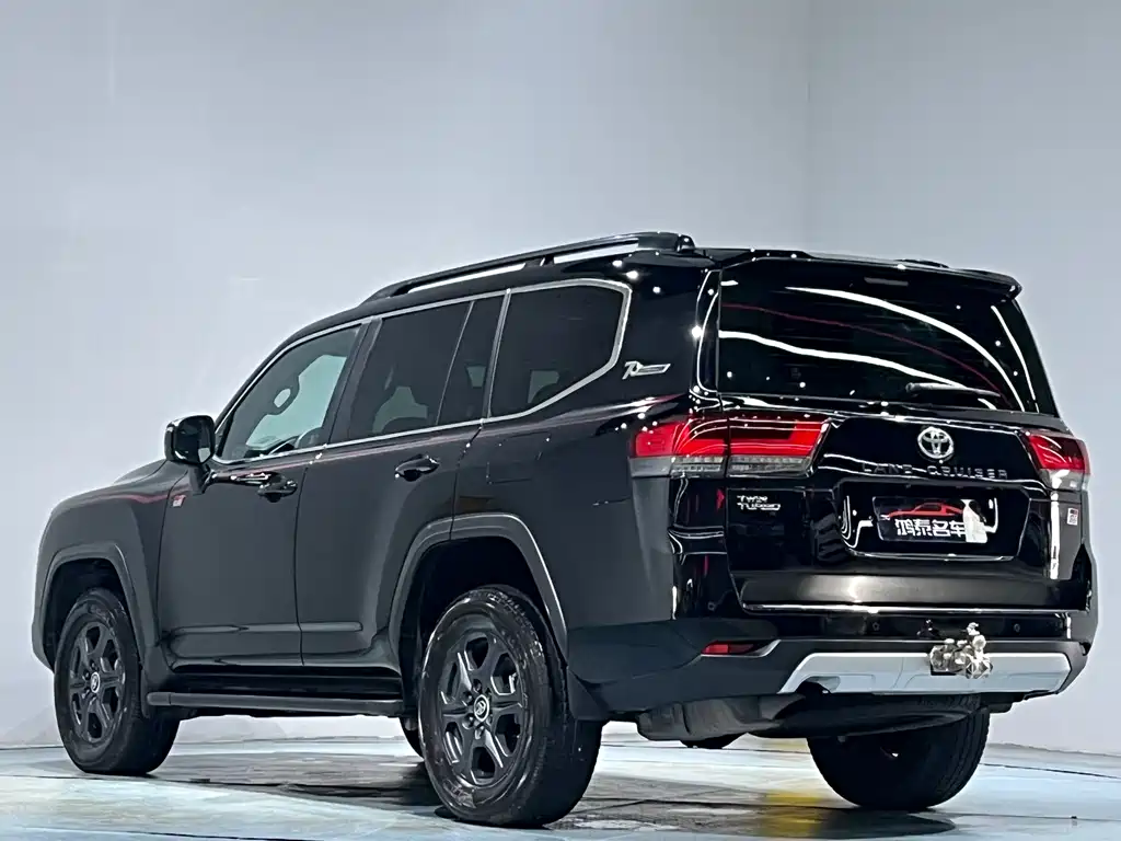 Toyota Land Cruiser 2023 — фото 28