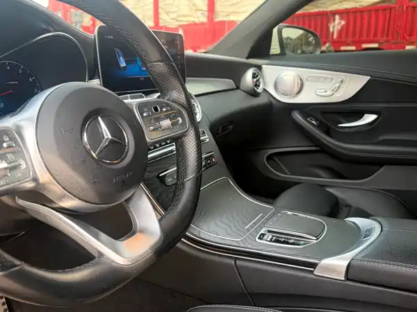 Mercedes-Benz C-Class 2021