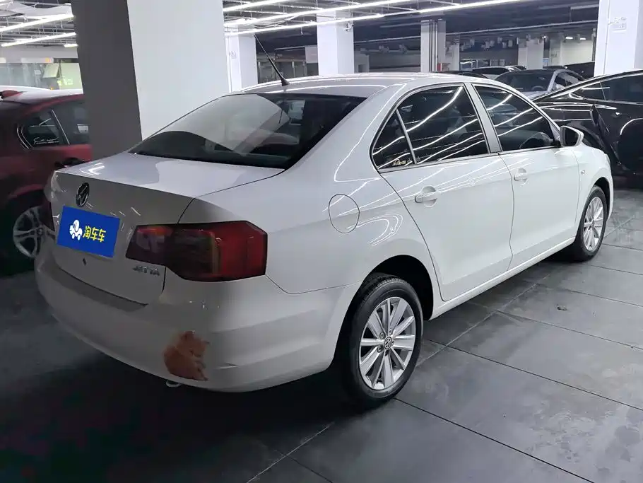 Volkswagen Jetta 2014