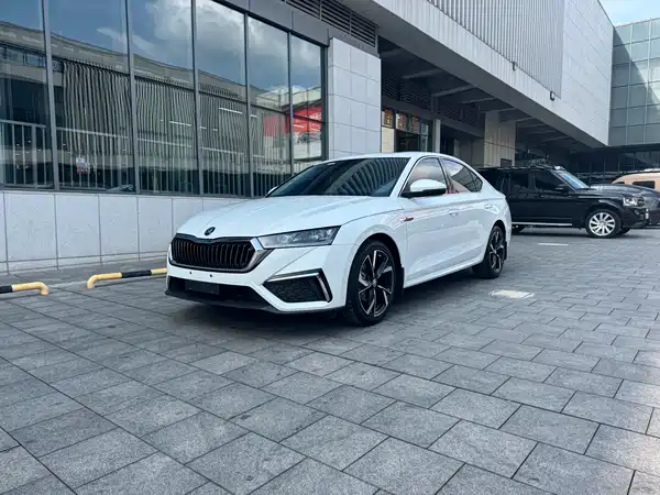 Skoda Octavia 2023