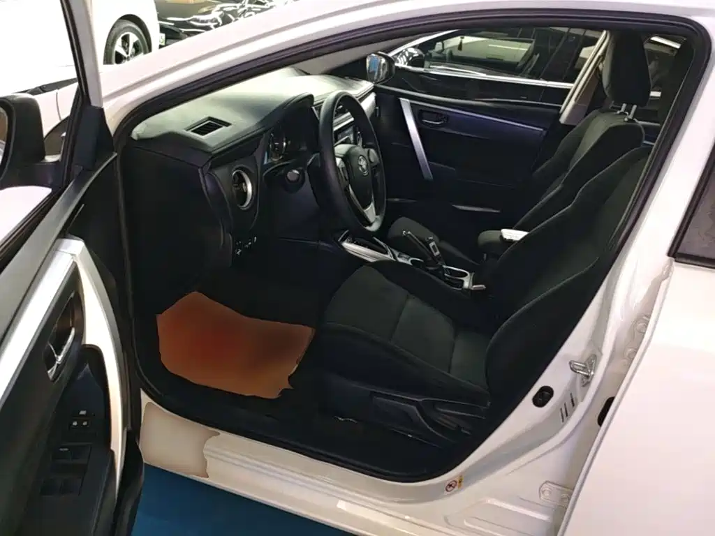 Toyota Levin 2017 — фото 16