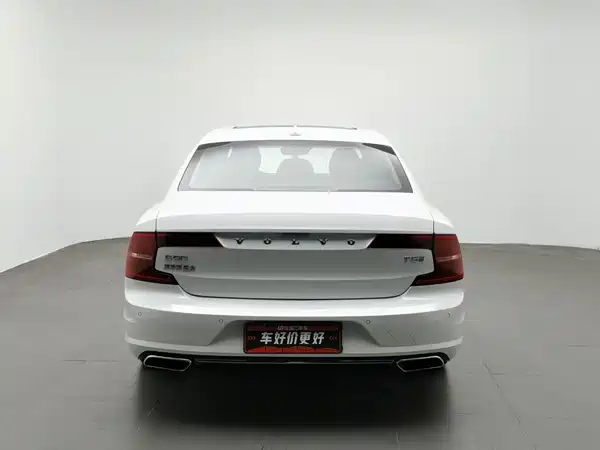 Volvo S90 2020
