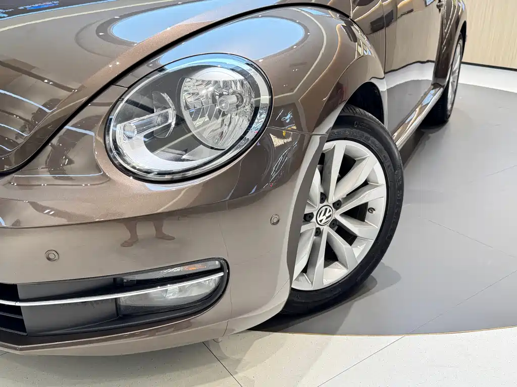 Volkswagen Beetle 2016 — фото 10