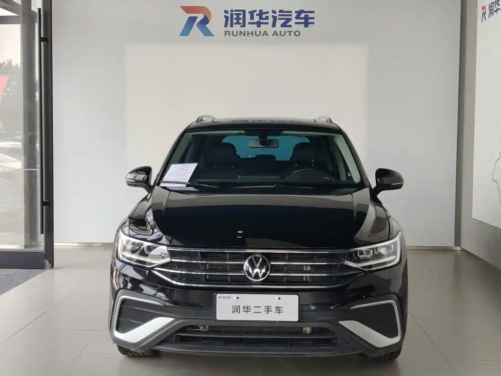Volkswagen Tiguan L 2022