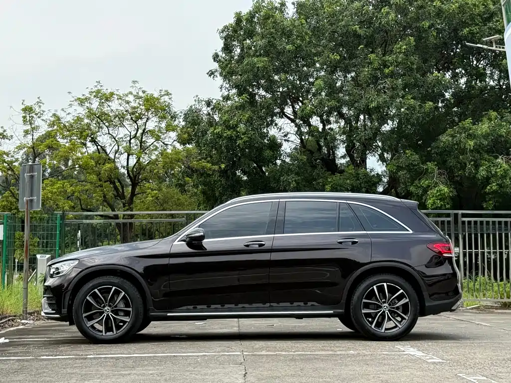Mercedes-Benz GLC 2021 — фото 13