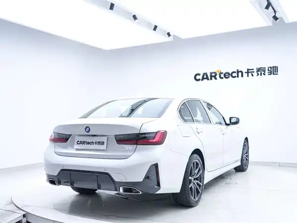 BMW 3 Series 2023