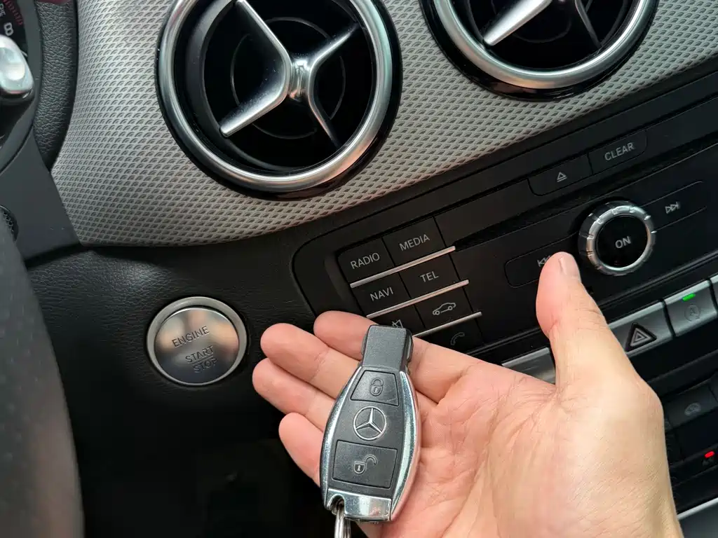 Mercedes-Benz B-Class 2017 — фото 25
