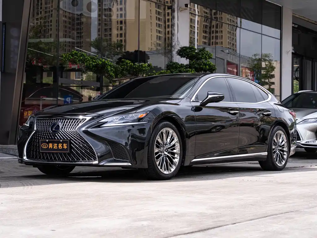Lexus LS 2019