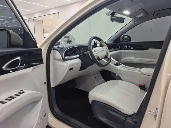 Geely Galaxy Starwish 2025