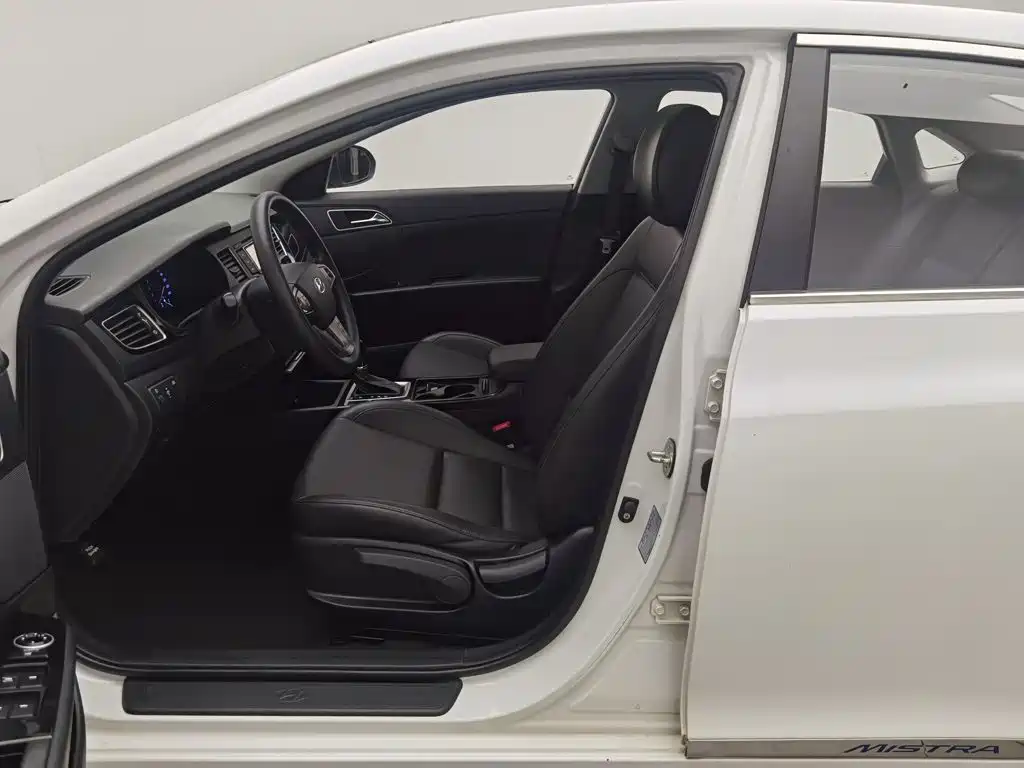 Hyundai Mistra 2015 — фото 10