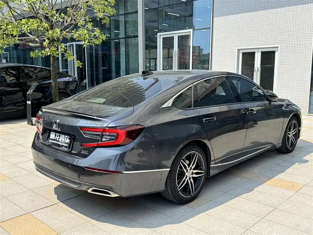 Honda Accord 2023 — фото 9