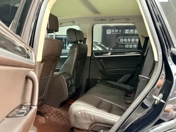 Volkswagen Touareg 2012