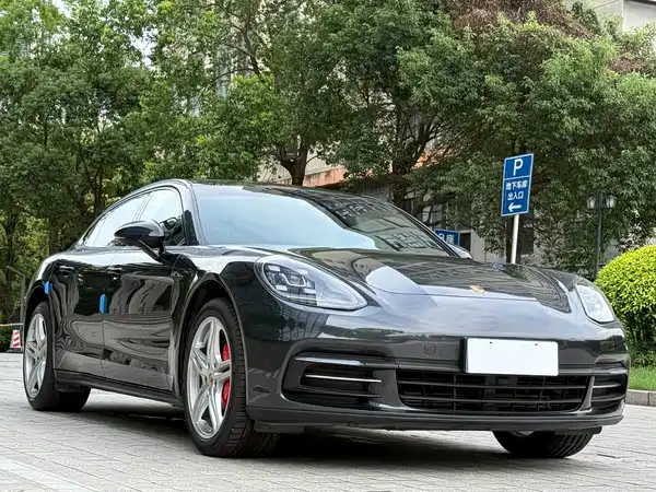 Porsche Panamera 2018