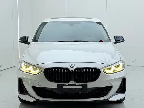 BMW 1 Series 2022