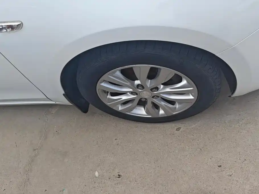Buick Excelle 2019