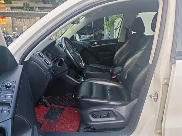 Volkswagen Tiguan 2015