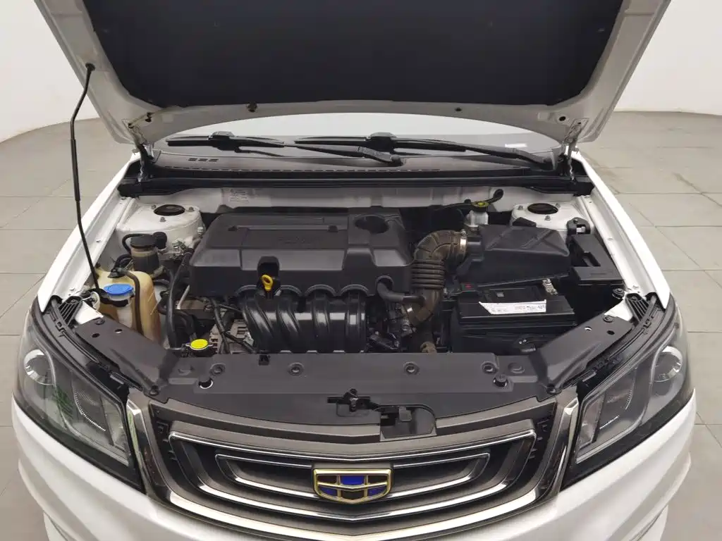 Geely Emgrand 2017
