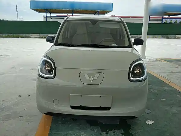 Wuling Hongguang MINIEV 2025