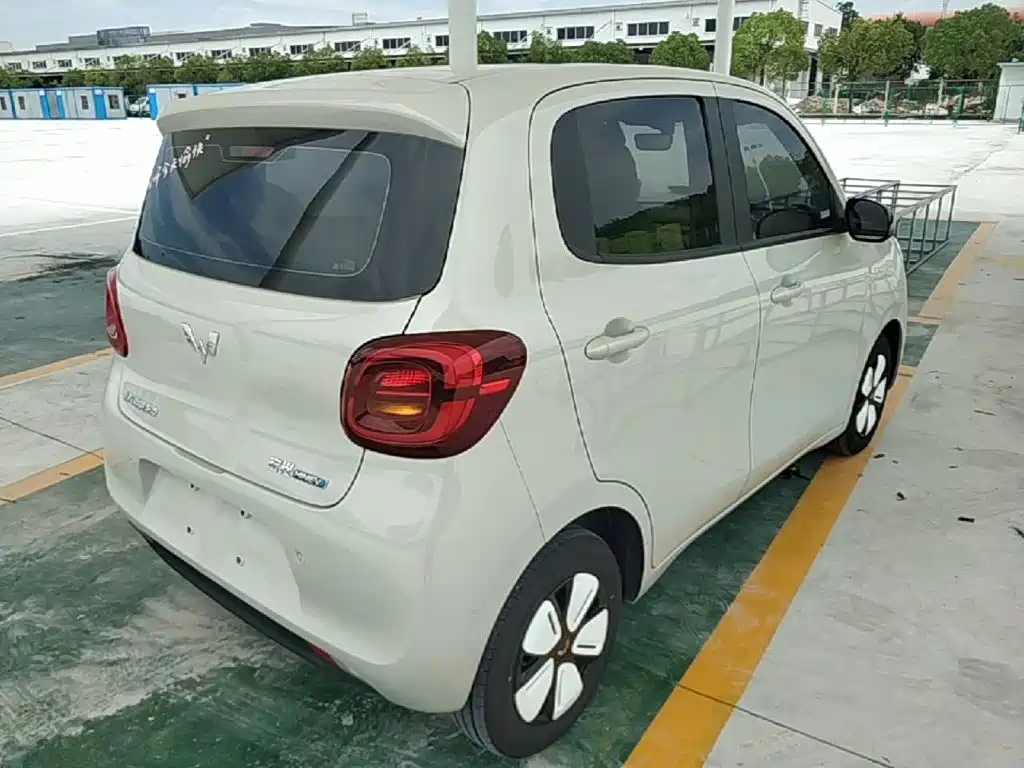 Wuling Hongguang MINIEV 2025