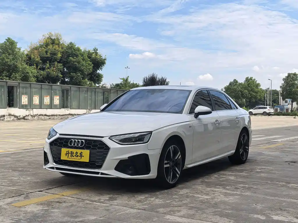 Audi A4L 2021