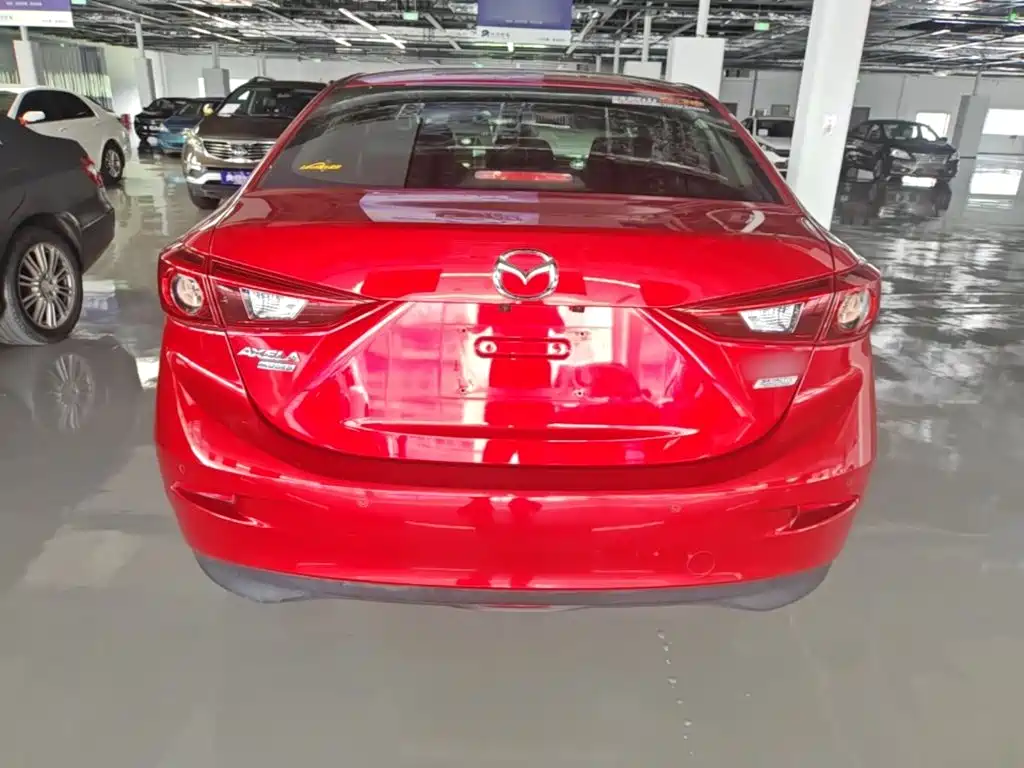 Mazda 3 Axela 2018