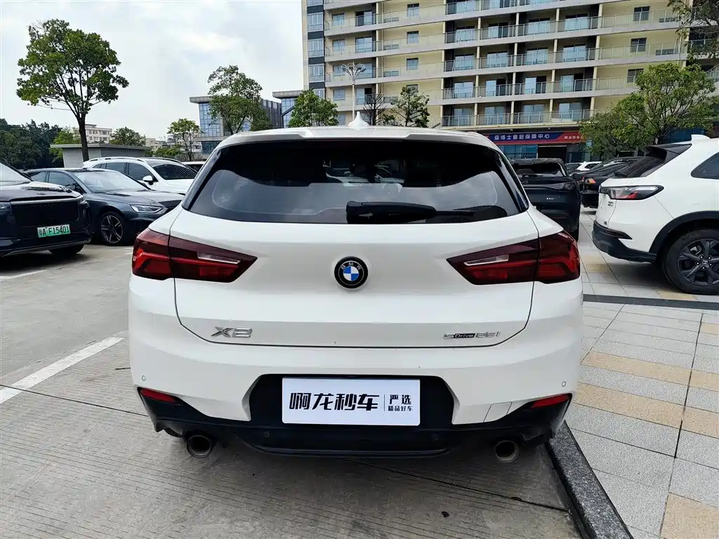 BMW X2 2022 — фото 8