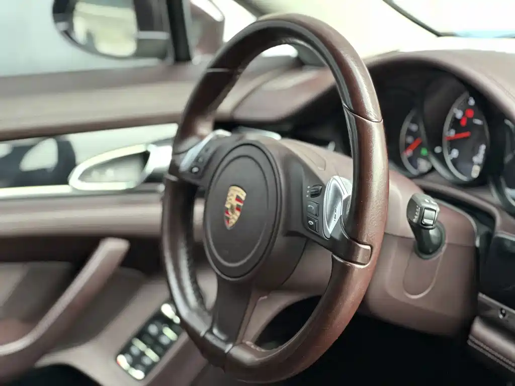 Porsche Panamera 2015 — фото 14