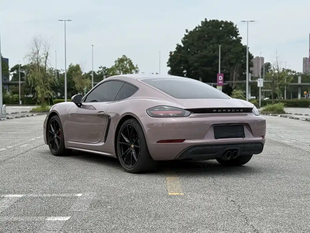 Porsche 718 2022 — фото 9