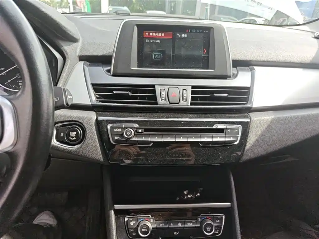 BMW 2 Series Gran Tourer 2018 — фото 13
