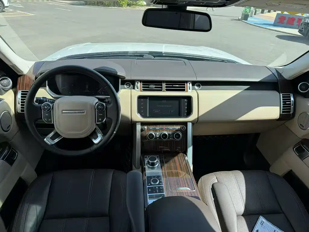 Land Rover Range Rover 2015