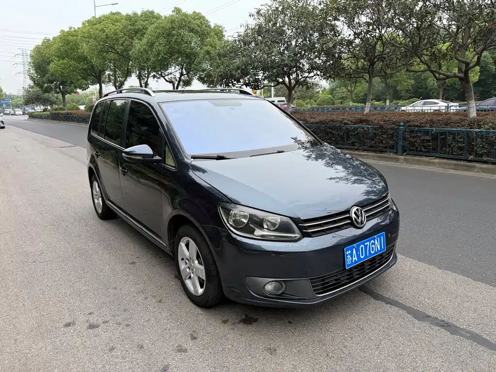 Volkswagen Touran 2012