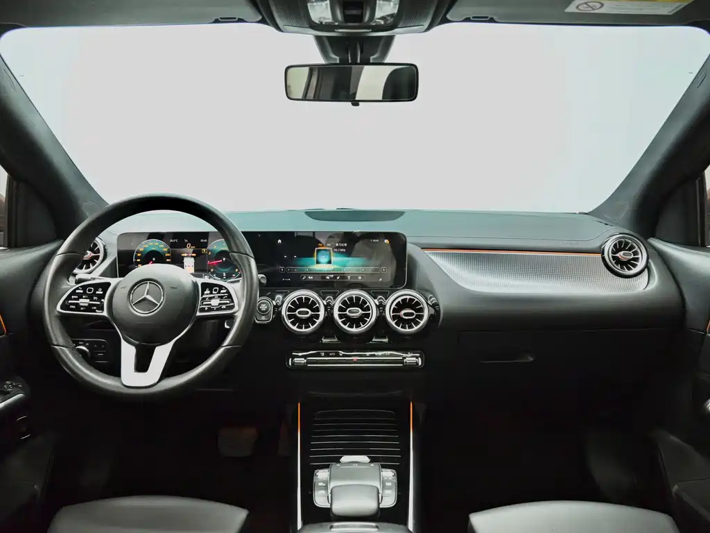 Mercedes-Benz GLA 2020