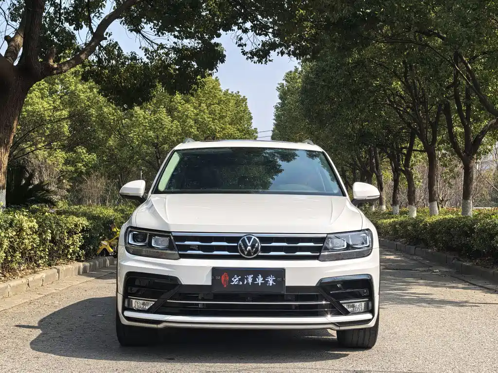 Volkswagen Tiguan L 2021 — фото 2