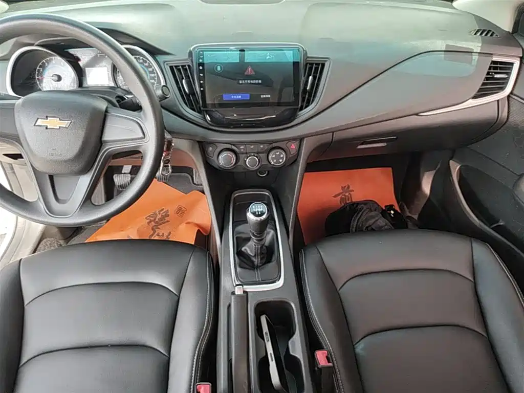 Chevrolet Cavalier 2017 — фото 13