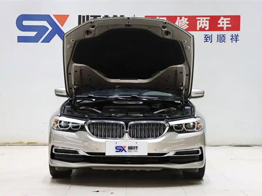 BMW 5 Series 2020 — фото 18
