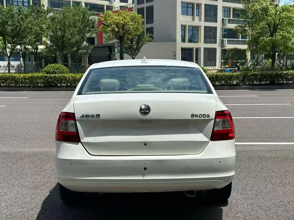 Skoda Rapid 2013