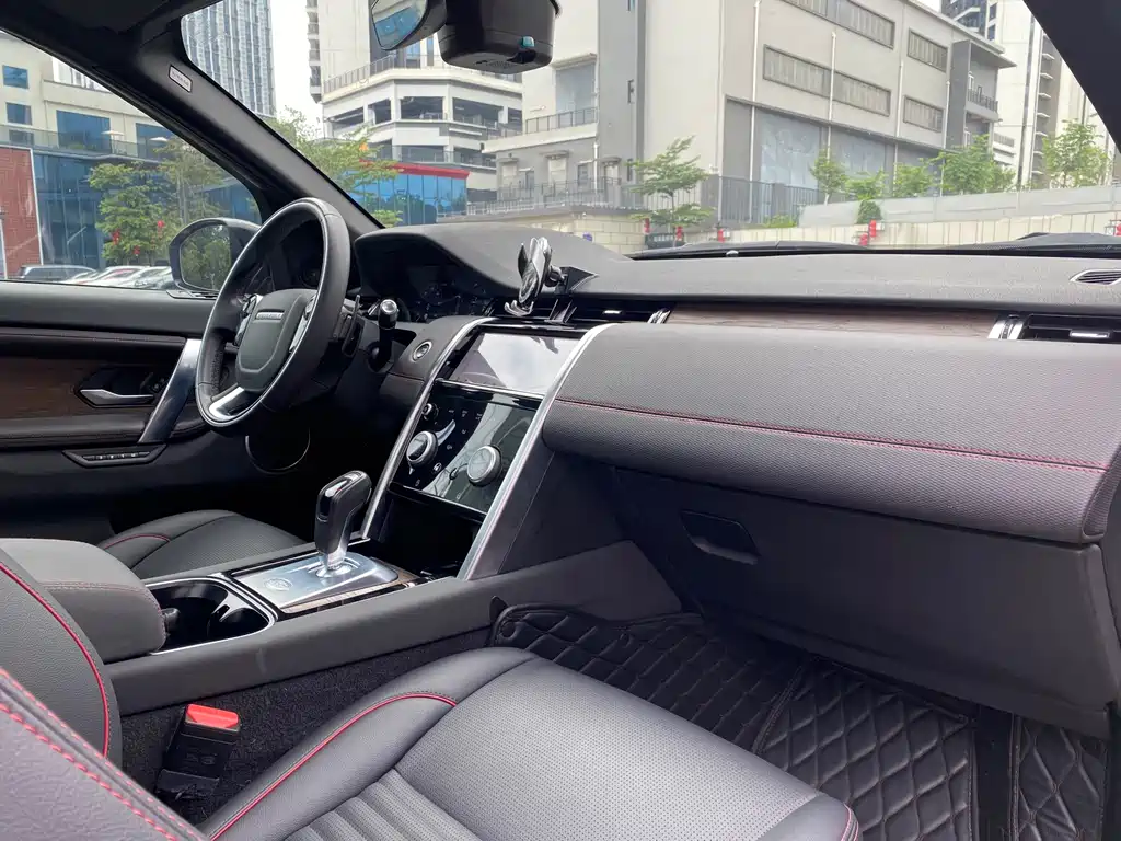 Land Rover Discovery Sport 2021 — фото 14